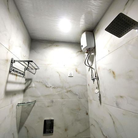 Hotel Comfy Inn مومباي المظهر الخارجي الصورة