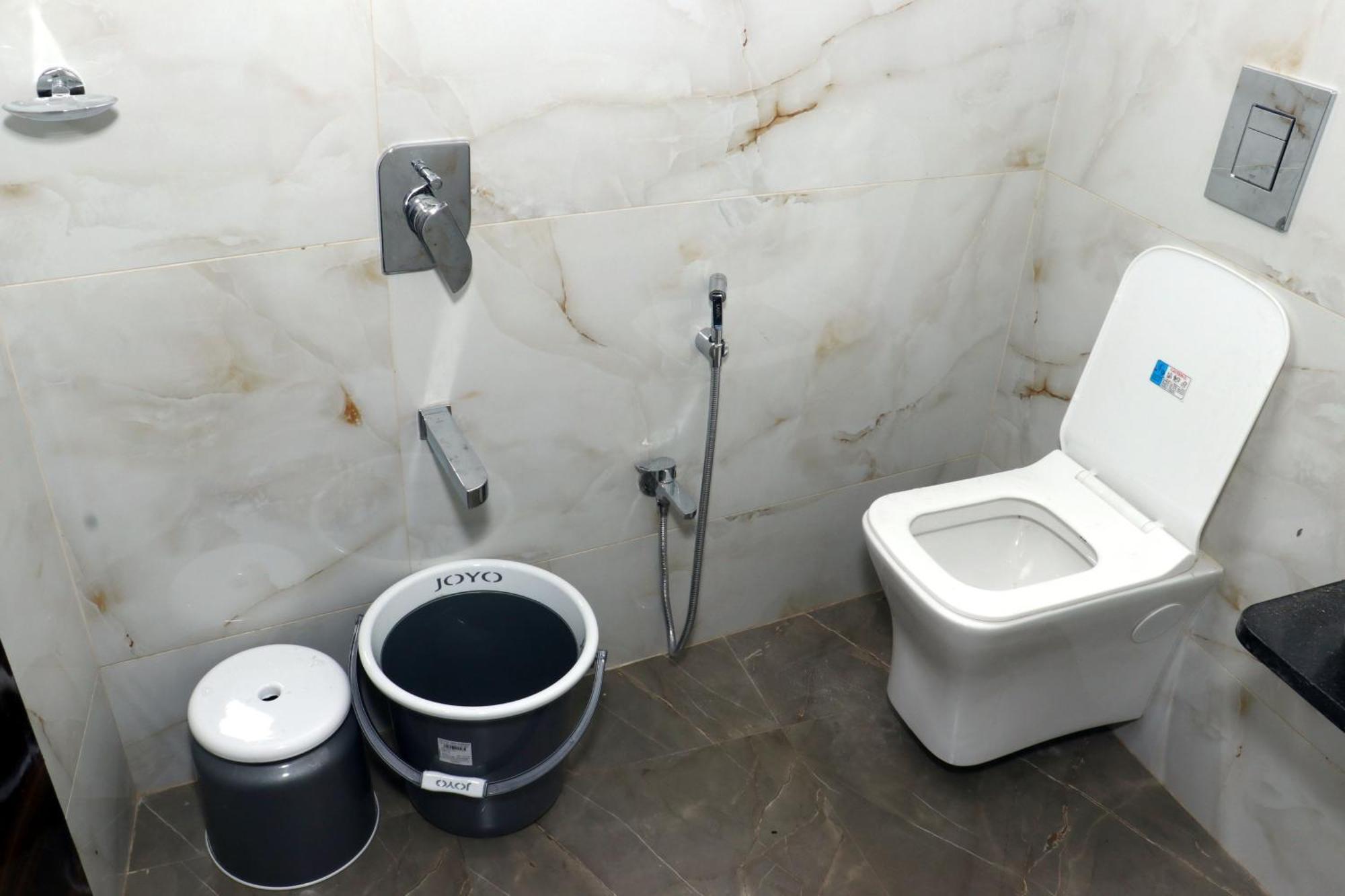 Hotel Comfy Inn مومباي المظهر الخارجي الصورة